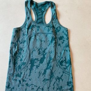 lululemon tank